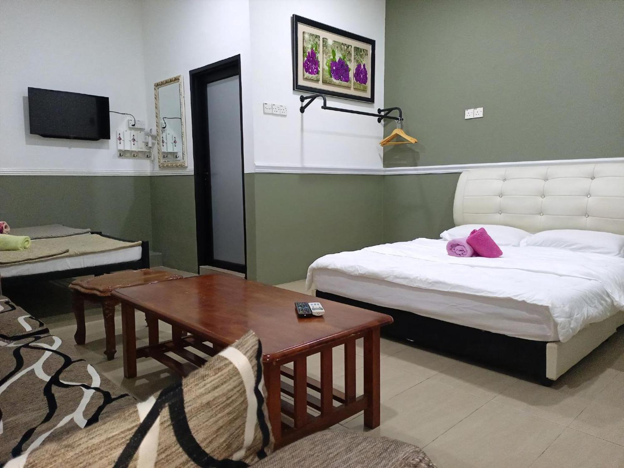 Hotel Seri Intan Тампин Экстерьер фото